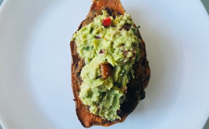 Boniatos rellenos texmex