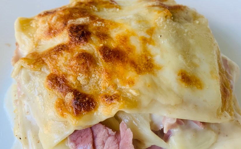 Lasagna de espárragos blancos y jamón&nbsp;york